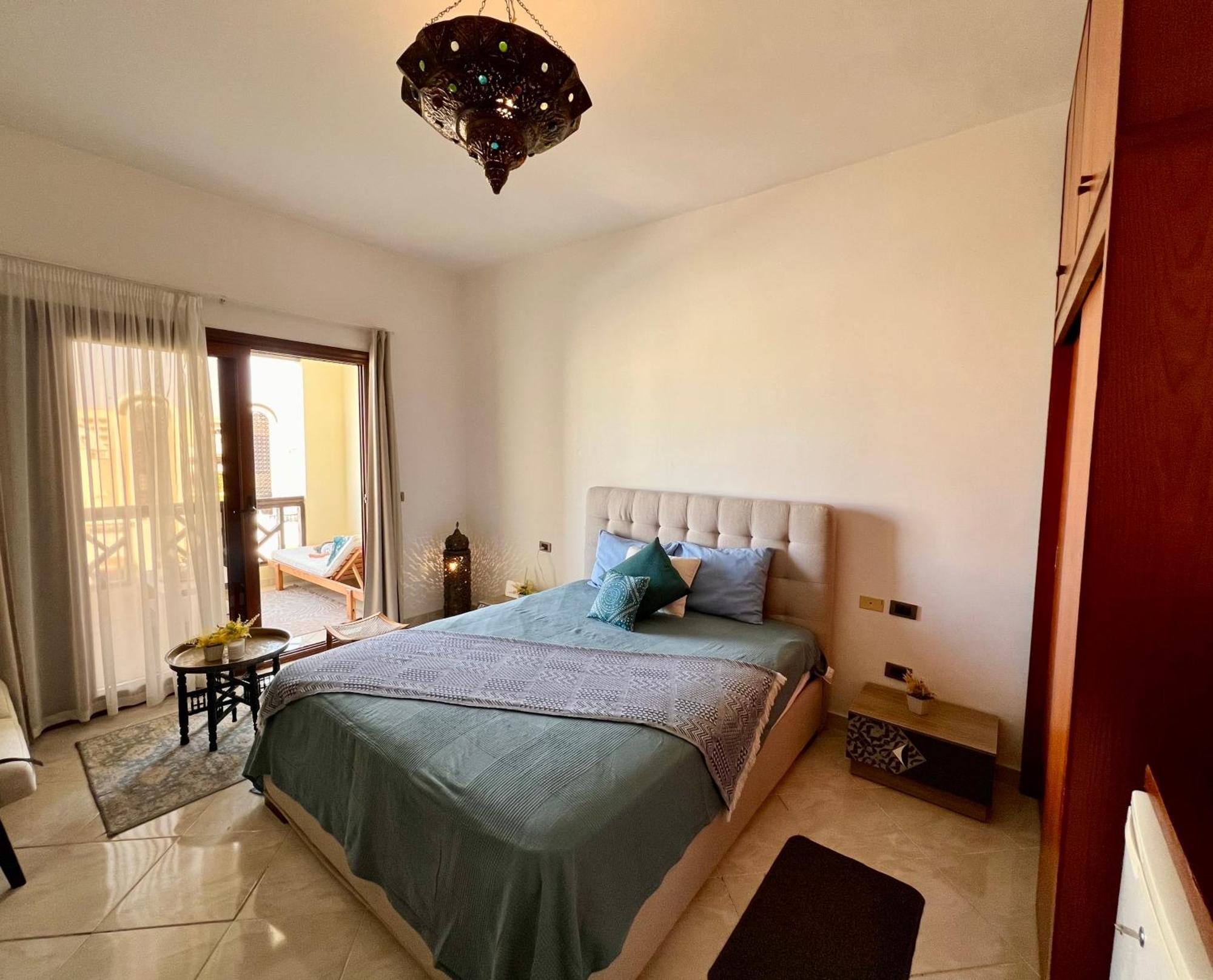 Luxury Beachfront Studio- Foreign Nationals Only Gurdaka Kültér fotó